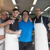 Un ambiente gioviale � anche quello che troviamo dell�altra pescheria storica di San Giorgio: �Gino il marinaio"...